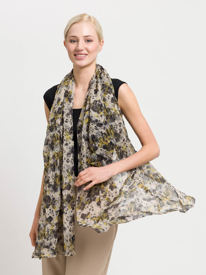 Sustainability Edition Modern Leo Plissé Scarf